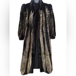 Ladies Vintage Mink Coat Black & White